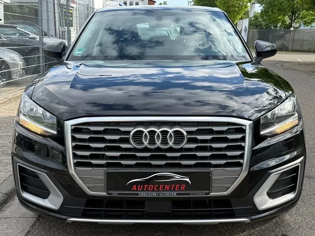 Używany Audi Q2 Sport 150 KM (110 kW) 2017 Czarny SUV