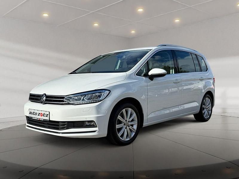 Gebraucht VW Touran Highline 150 PS (110 kW) 2021 Weiß Van / Kleinbus
