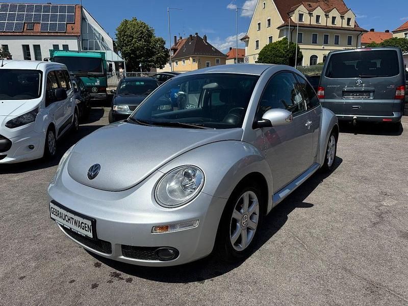 Reflexsilber Gebraucht 2010 VW Beetle Freestyle Limousine | 3.990 € (Fairer Preis) - Bild 1/4
