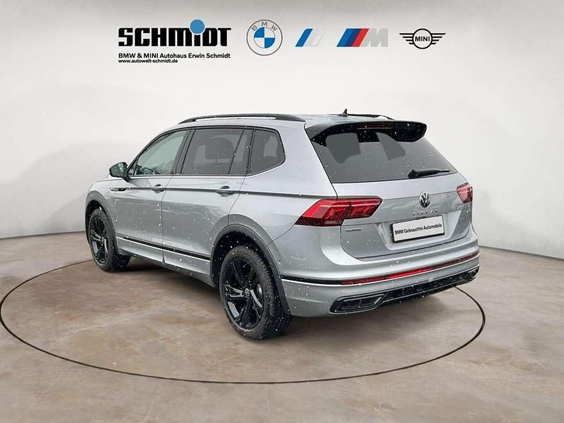 Gebraucht VW Tiguan Allspace R-line 200 PS (147 kW) 2022 Pyritsilber metallic SUV