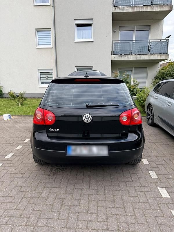 Usata VW Golf 75 CV (55 kW) 2004 Nero Coupé