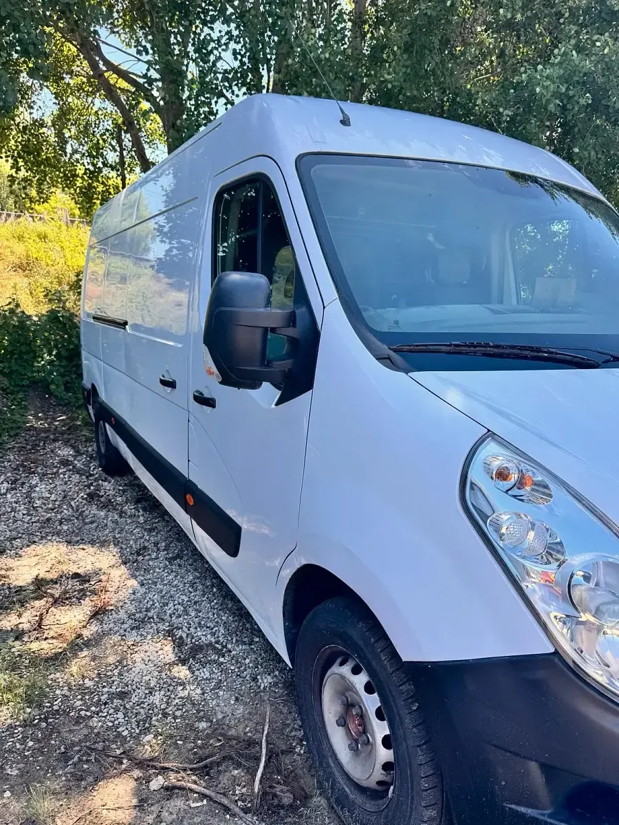 Gebraucht Renault Master 170 PS (125 kW) 2019 Weiß Van / Kleinbus