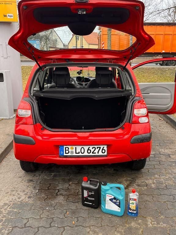Gebraucht Renault Twingo 58 PS (42 kW) 2010 Rot Kleinwagen