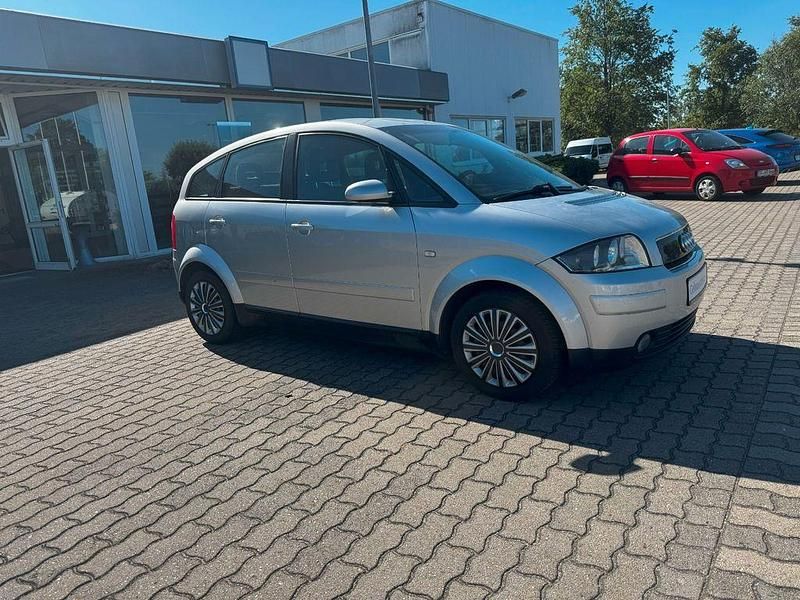 Gebraucht Audi A2 75 PS (55 kW) 2000 Silber Kleinwagen