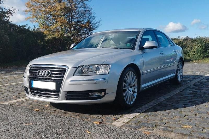 Gebraucht Audi A8 Ambiente 326 PS (239 kW) 2009 Silber Limousine