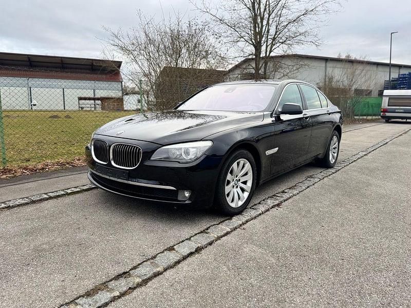 Gebraucht BMW 750 408 PS (300 kW) 2009 Schwarz Limousine