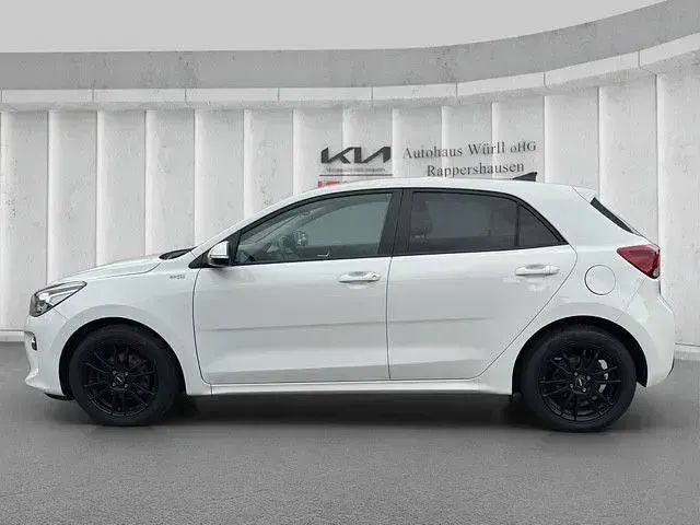 Gebraucht Kia Rio DREAM-TEAM Edition 101 PS (74 kW) 2020 Weiß Limousine