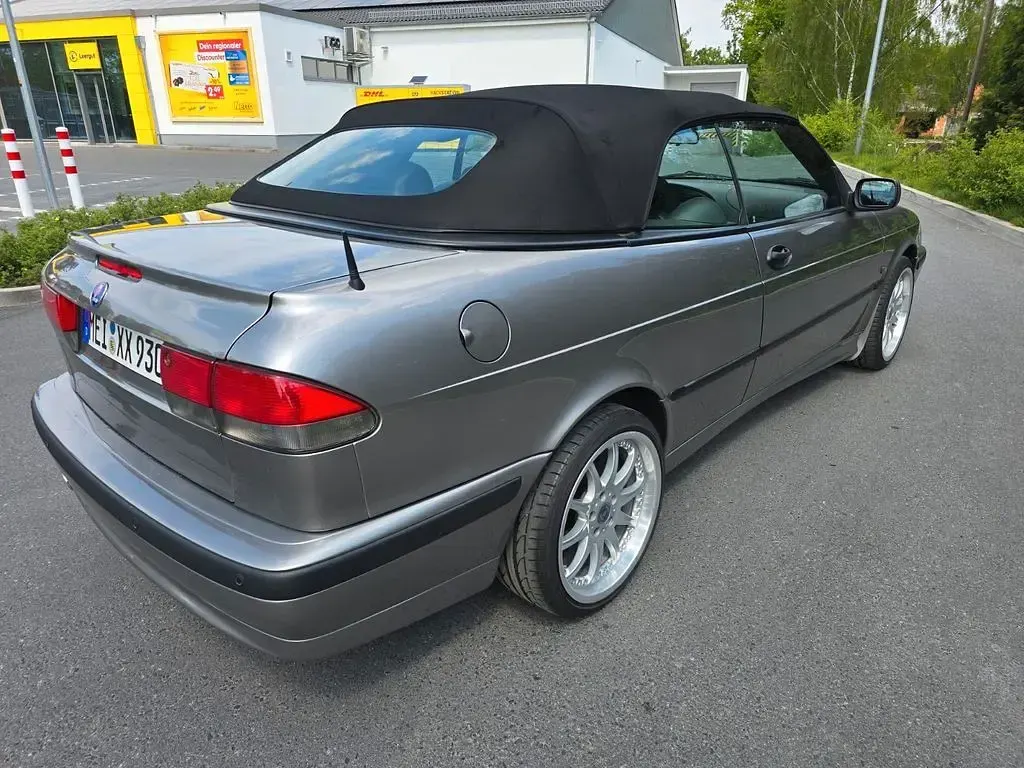 Używany Saab 9-3 Cabriolet 286 KM (210 kW) 2002 Czarny Kabriolet