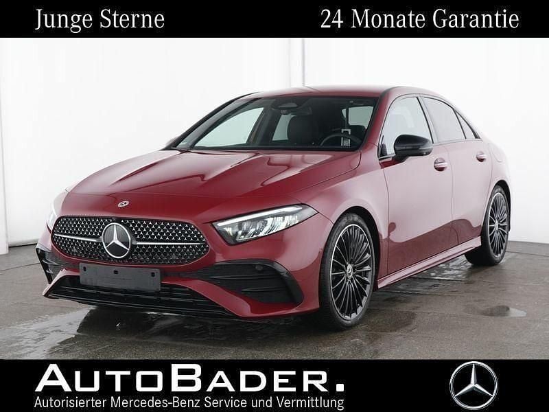 Gebraucht Mercedes A220 Premium 190 PS (139 kW) 2025 Rot Limousine