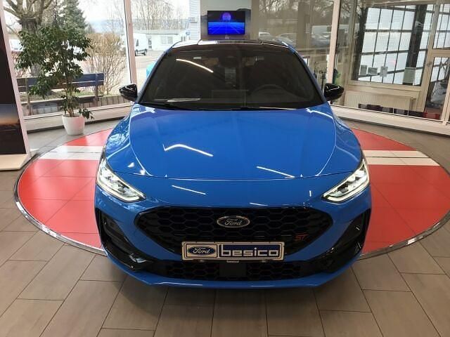 Neu Ford Focus ST 280 PS (205 kW) 2025 Blau Limousine