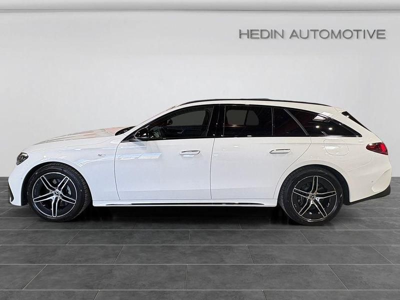 Gebraucht Mercedes E300 AMG 204 PS (150 kW) 2025 Weiß Kombi