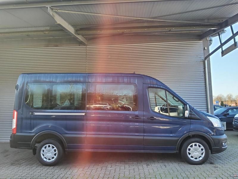 Blazerblau Gebraucht 2021 Ford Transit Trend Limousine | 31.980 € - Bild 1/4
