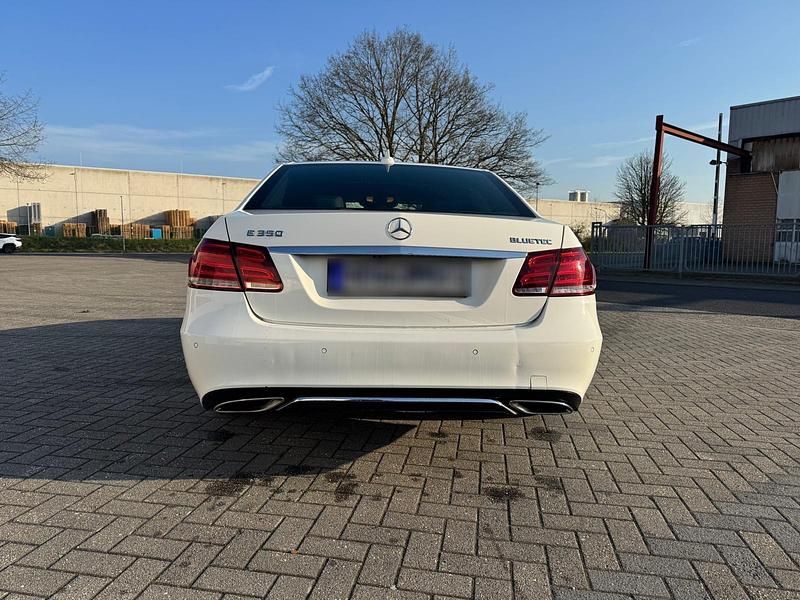 Usata Mercedes E350 252 CV (185 kW) 2014 Bianco Berlina
