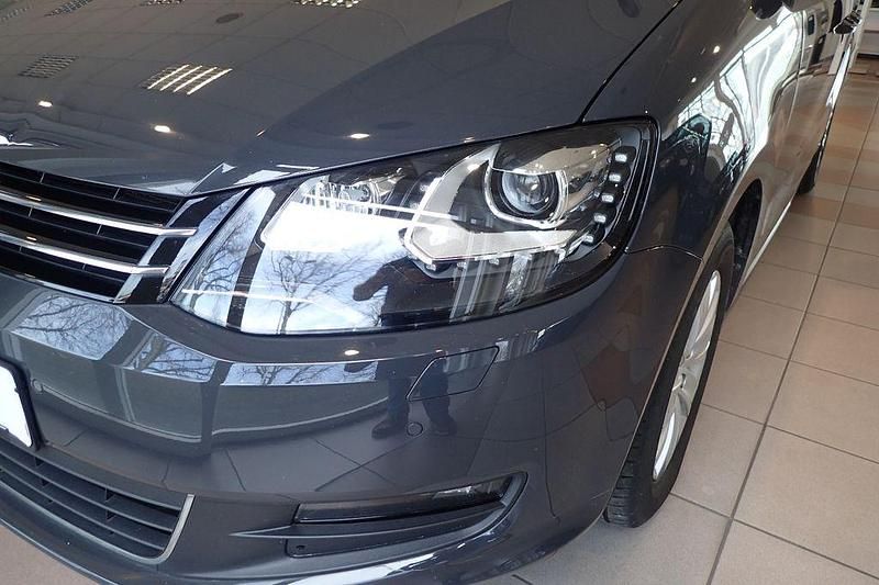 Gebraucht VW Sharan Comfortline 150 PS (110 kW) 2016 Grau Van / Kleinbus