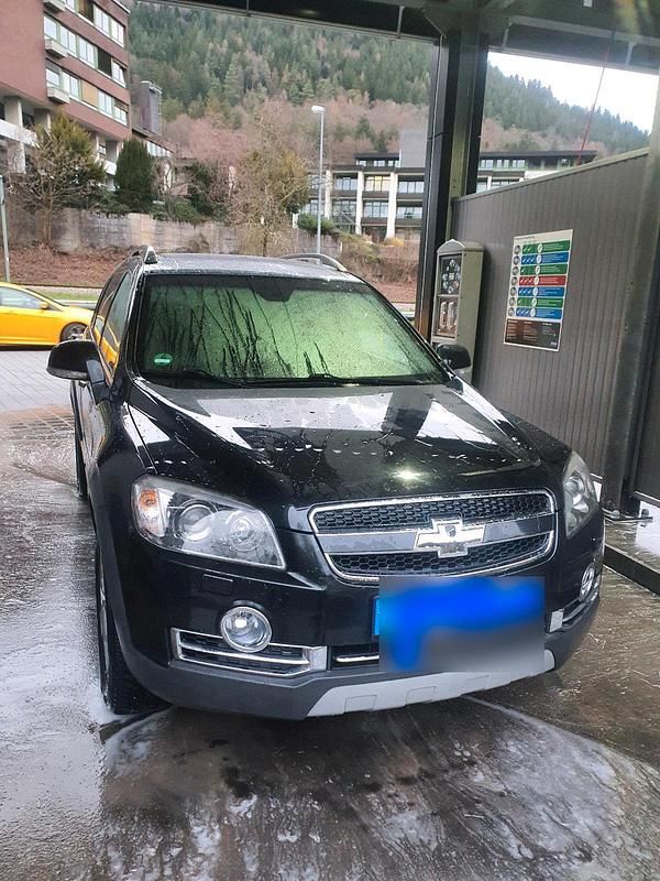Gebraucht Chevrolet Captiva 150 PS (110 kW) 2010 Schwarz SUV