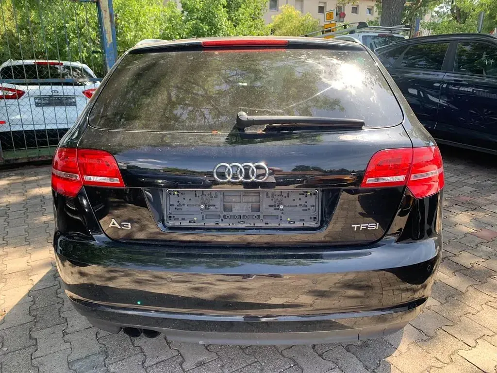 Gebraucht Audi A3 Ambition 160 PS (117 kW) 2011 Schwarz Kleinwagen