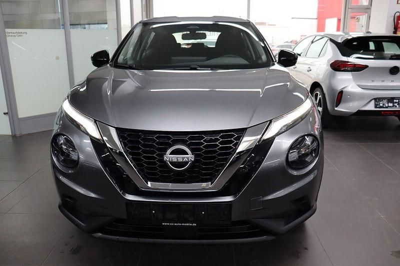 Gebraucht Nissan Juke Acenta 114 PS (83 kW) 2024 Grau SUV