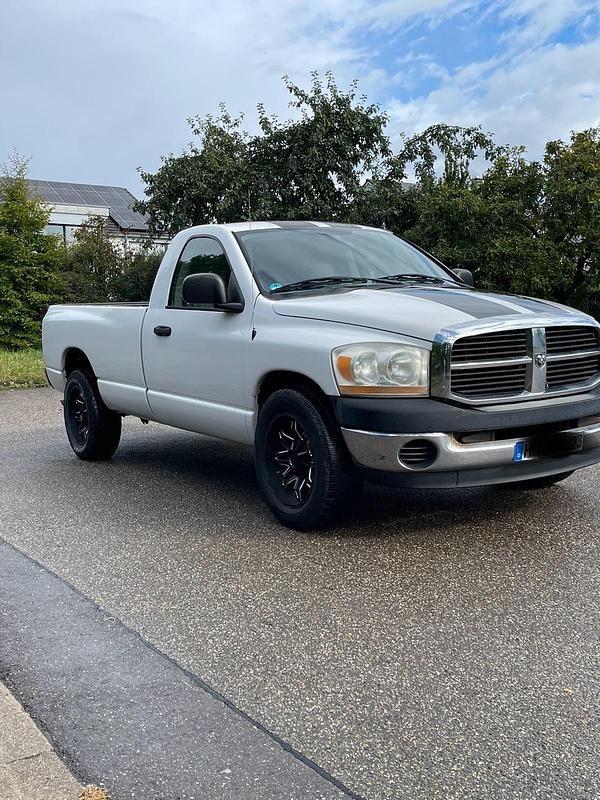 Weiß Gebraucht 2006 Dodge Ram Abholung | 10.999 € (Guter Preis) - Bild 1/4