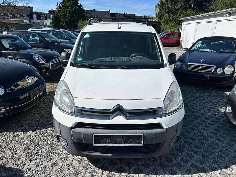 Gebraucht Citroën Berlingo 90 PS (66 kW) 2013 Lack weiss banquise Van / Kleinbus