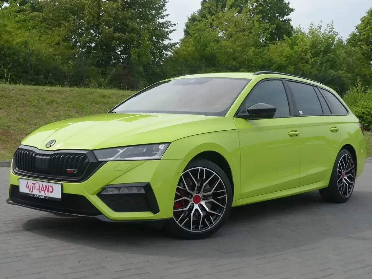 Gebraucht Skoda Octavia Style 245 PS (180 kW) 2018 Schwarz magic metallic (metallic) Kombi