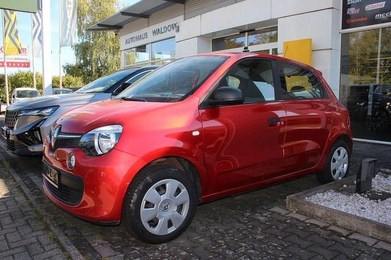 Rot Gebraucht 2014 Renault Twingo Expression Kleinwagen | 4.900 € (Etwas zu teuer) - Bild 1/4