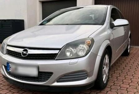 Silber Gebraucht 2009 Opel Astra GTC Coupé | 4.350 € (Fairer Preis) - Bild 1/4