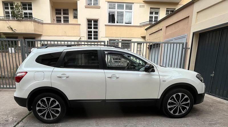 Weiß Gebraucht 2013 Nissan Qashqai +2 360º SUV | 8.500 € (Fairer Preis) - Bild 1/4