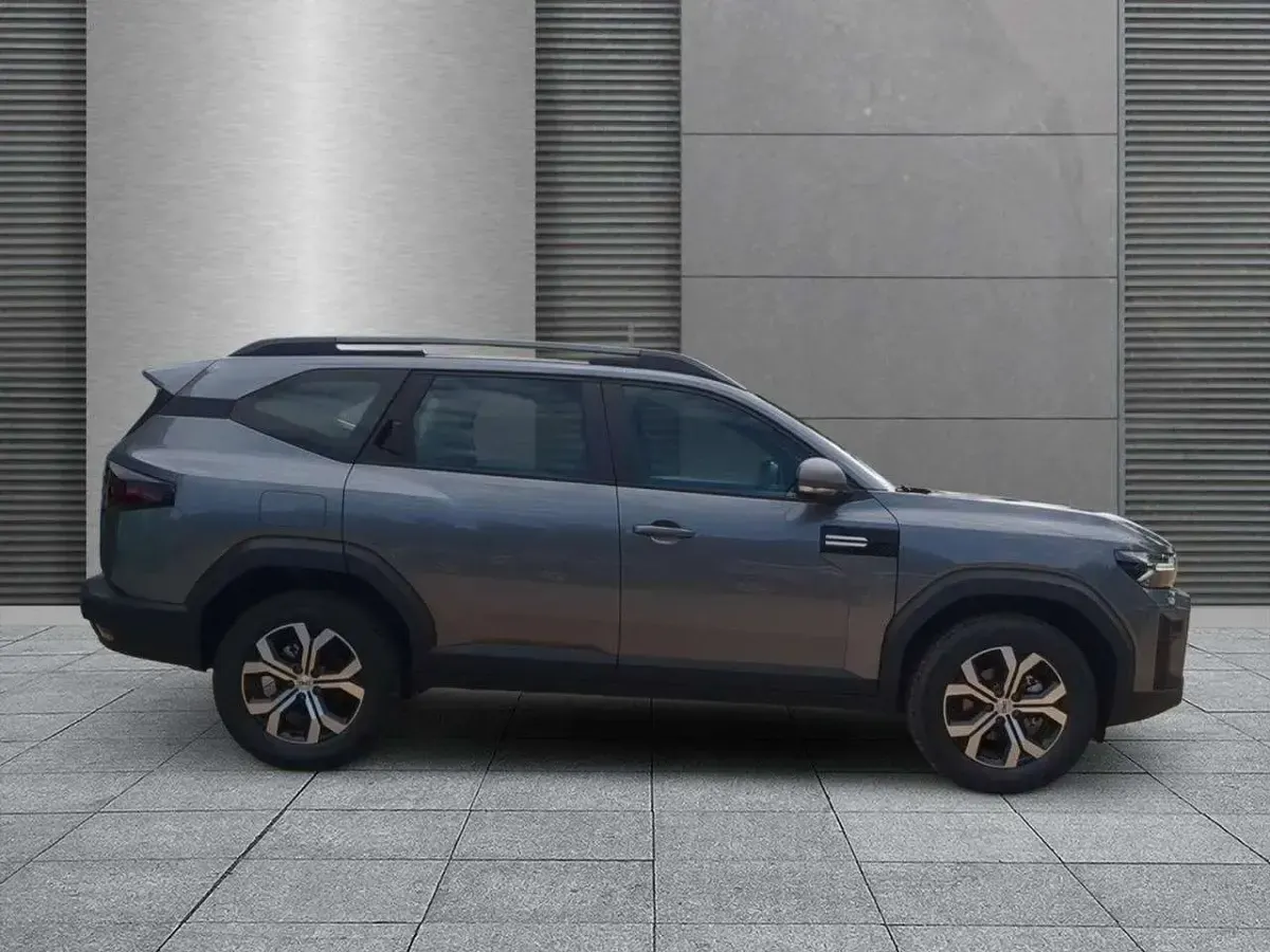 Neu Dacia Bigster Expression 140 PS (102 kW) 2026 Dolomitgrau SUV