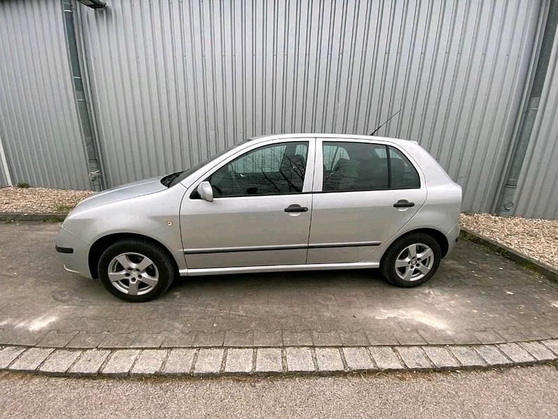 Gebraucht Skoda Fabia 90 PS (66 kW) 2005 Grau Kleinwagen