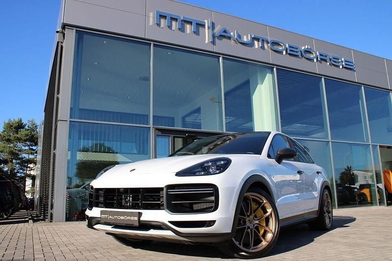 Weiß Gebraucht 2022 Porsche Cayenne Turbo GT SUV | 153.900 € (Superpreis) - Bild 1/4