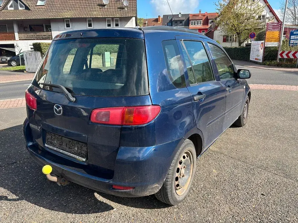 Gebraucht Mazda 2 Comfort 68 PS (50 kW) 2003 Blau Kleinwagen