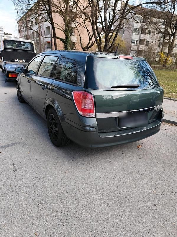 Gebraucht Opel Astra 2007 Grün Limousine