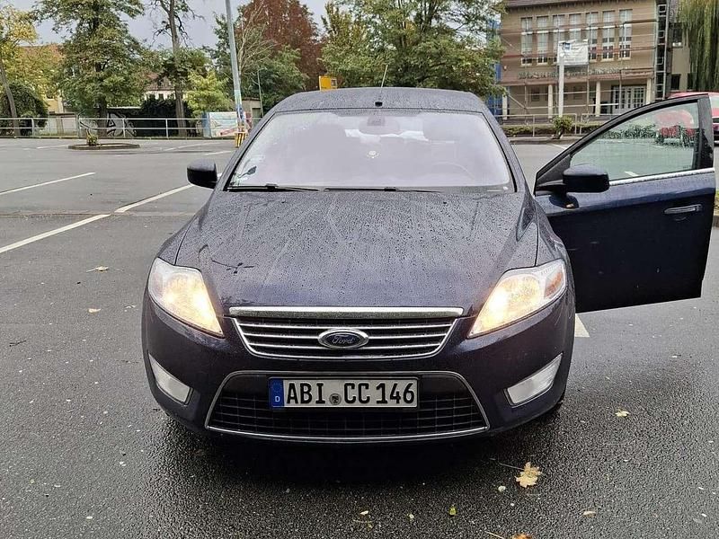 Gebraucht Ford Mondeo Ghia 131 PS (96 kW) 2008 Blau Limousine