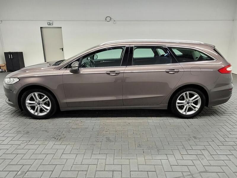 Gebraucht Ford Mondeo Titanium 116 PS (85 kW) 2015 Braun (brisbanebraunmet.) Kombi