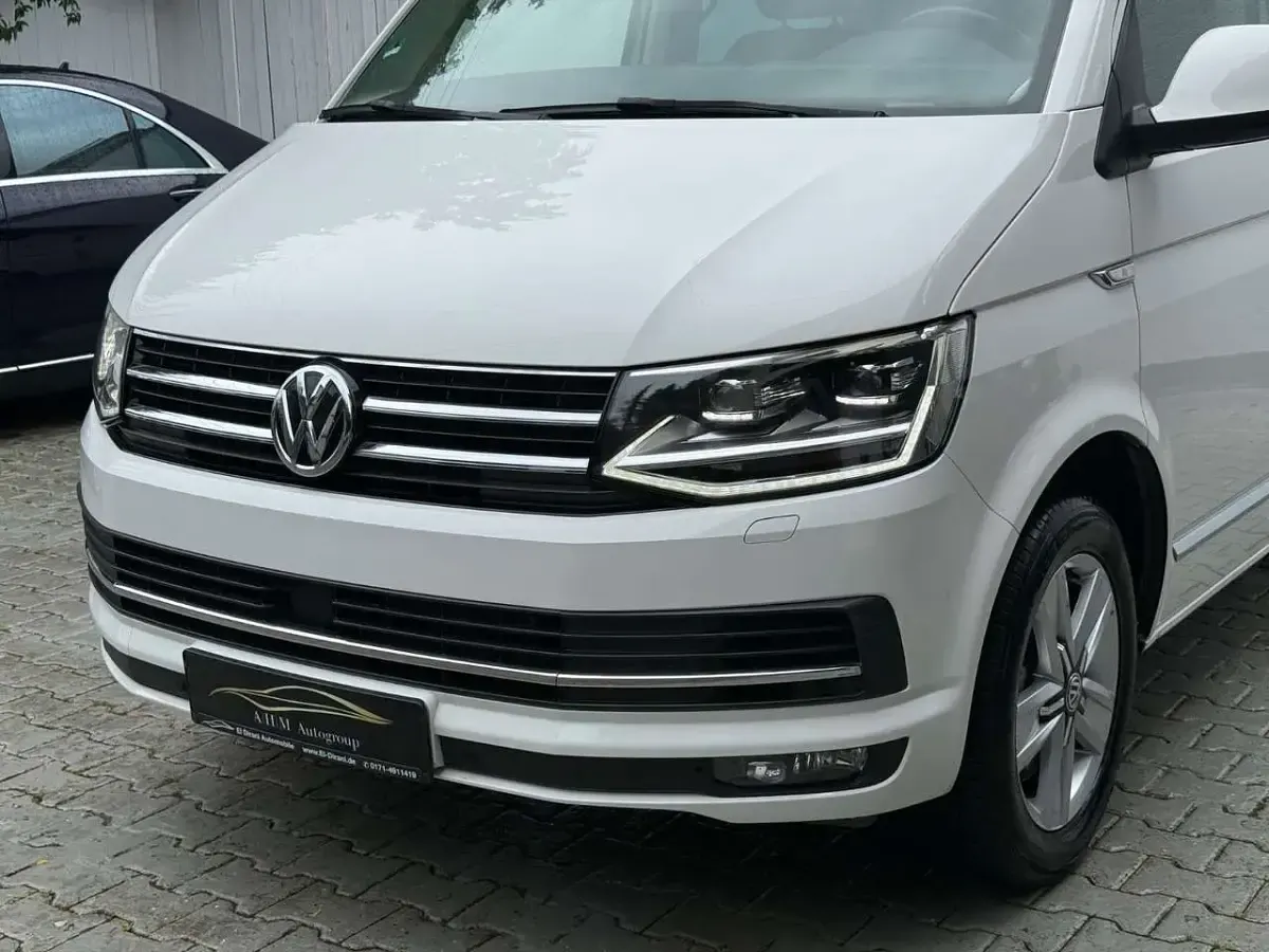 Gebraucht VW Multivan 199 PS (146 kW) 2019 Weiß Van / Kleinbus