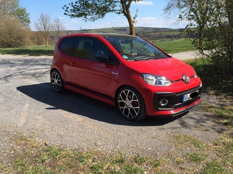 Rot Gebraucht 2019 VW up! GTI Kleinwagen | 15.400 € (Fairer Preis) - Bild 1/4
