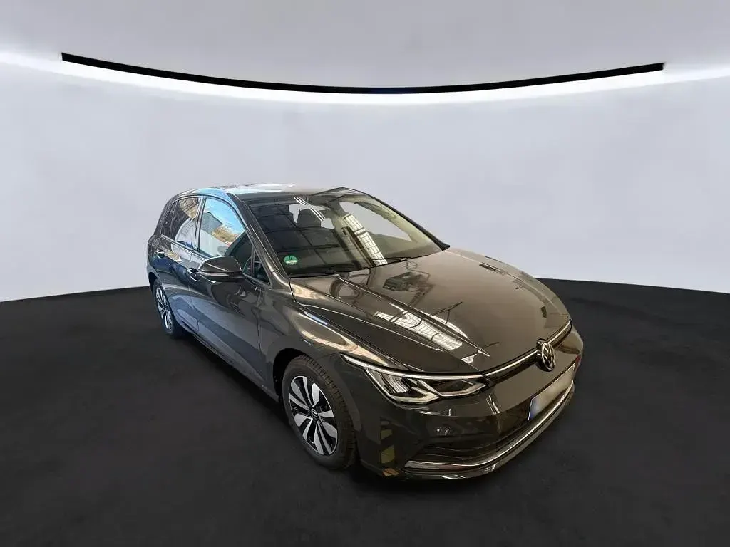 Gebraucht VW Golf VIII Move 110 PS (80 kW) 2024 Uranograu Limousine