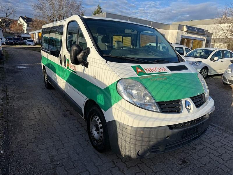 Gebraucht Renault Trafic 117 PS (86 kW) 2008 Weiß Van / Kleinbus