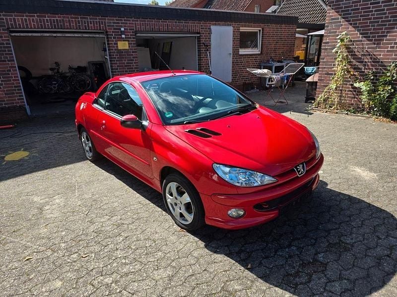 Rot Gebraucht 2005 Peugeot 206 CC Cabrio | 750 € (Guter Preis) - Bild 1/4