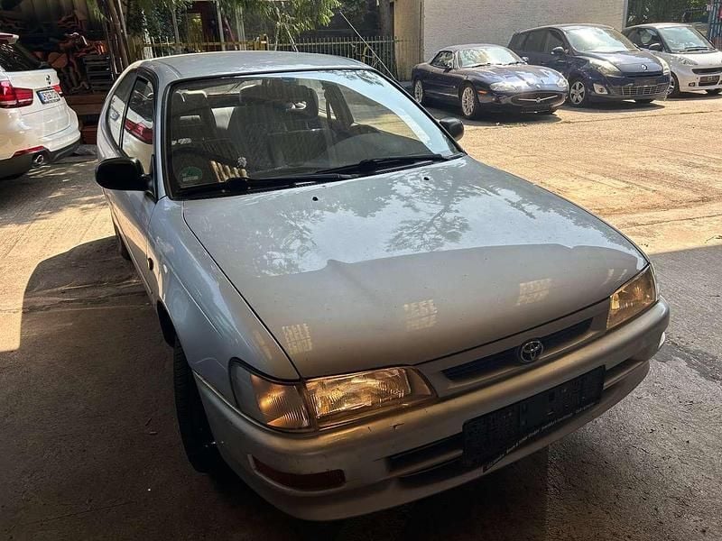 Silber Gebraucht 1997 Toyota Corolla XLi Limousine | 1.599 € (Superpreis) - Bild 1/4
