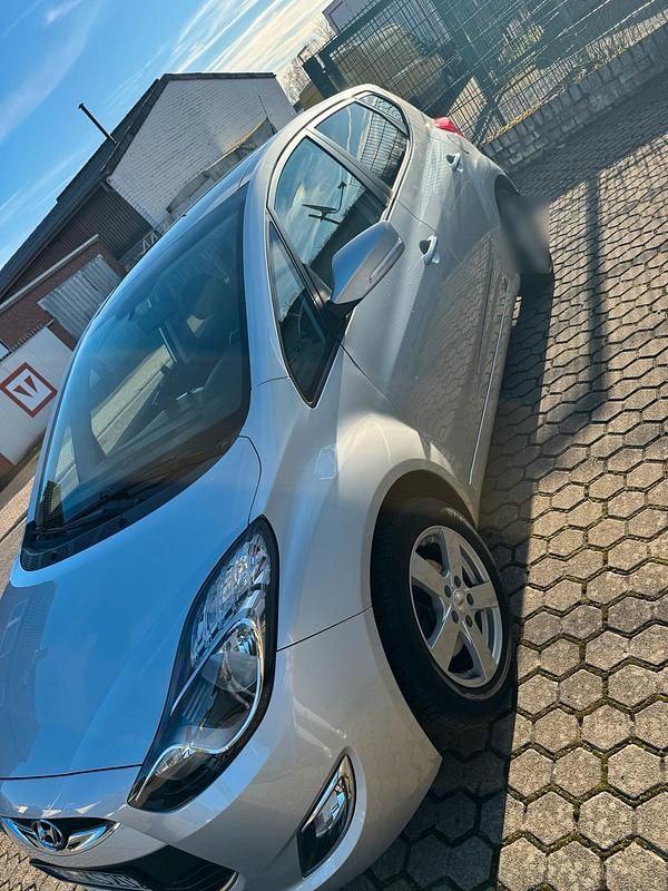 Gebraucht Hyundai ix20 2014 Silber Kleinwagen