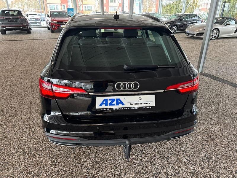 Gebraucht Audi A4 Basis 204 PS (150 kW) 2022 Schwarz Kombi