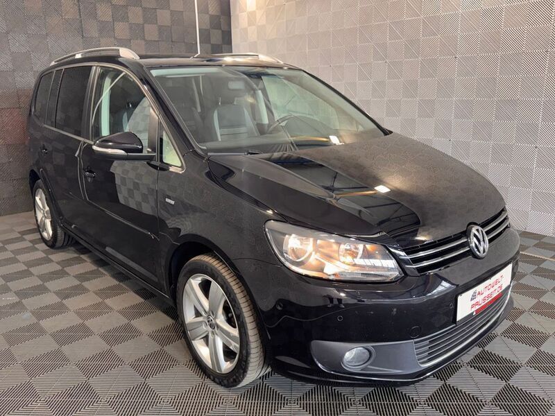 Schwarz Gebraucht 2014 VW Touran Life Van / Kleinbus | 13.770 € (Fairer Preis) - Bild 1/4