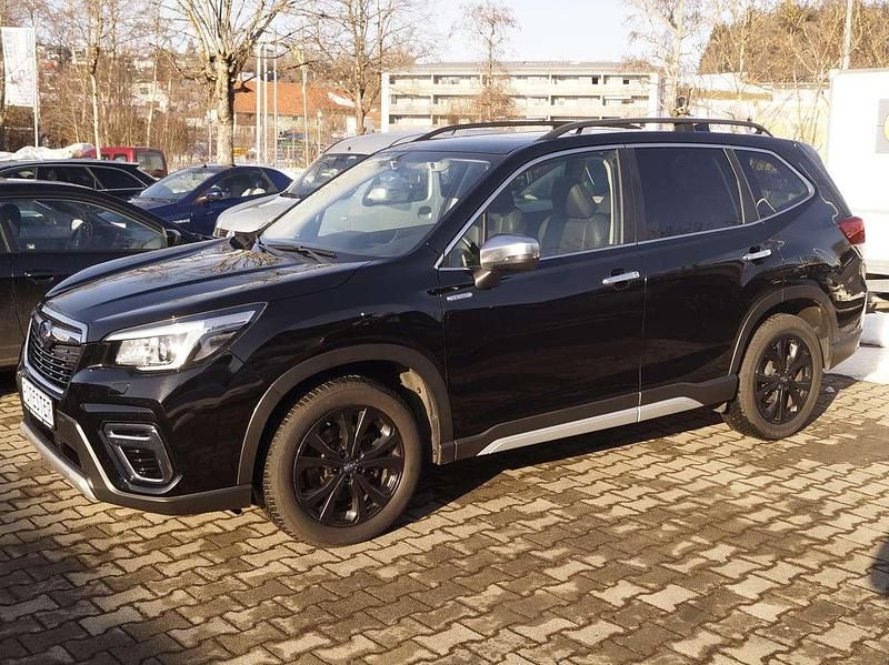 Gebraucht Subaru Forester Platinum 150 PS (110 kW) 2021 Schwarz SUV