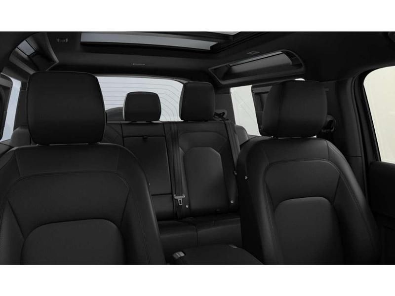 Neu Land Rover Defender Black Edition 200 PS (147 kW) 2026 Woolstone green SUV