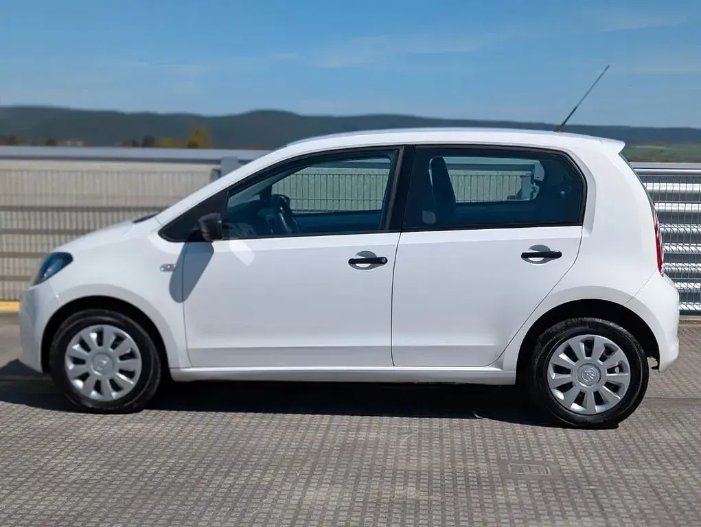 Używany Skoda Citigo Active 60 KM (44 kW) 2012 Biały Hatchback