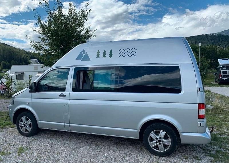 Silber Gebraucht 2013 VW T5 Trendline Van | 27.000 € - Bild 1/4