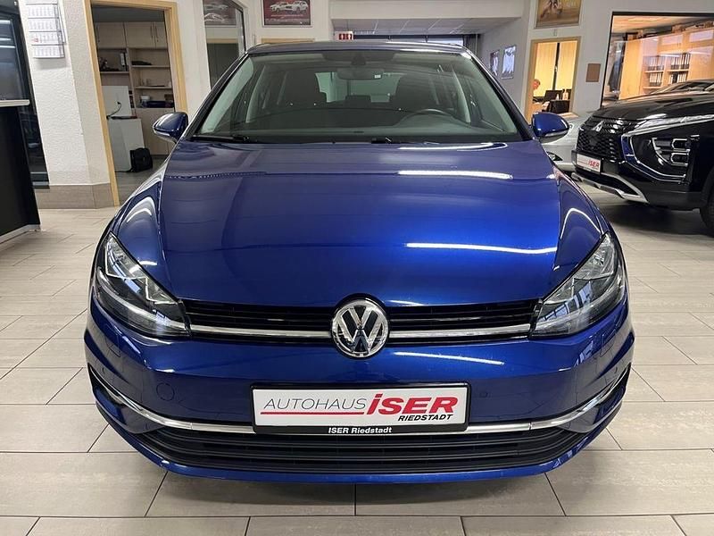 Second-hand VW Golf VII Join 150 CP (110 kW) 2019 Albastru Berlinǎ