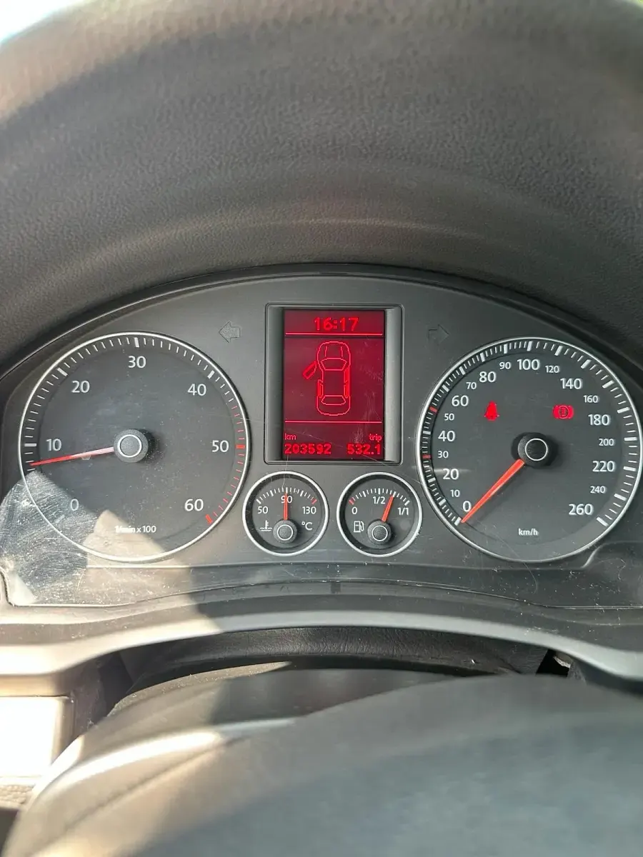 Gebraucht VW Jetta GT 170 PS (125 kW) 2007 Grau Limousine