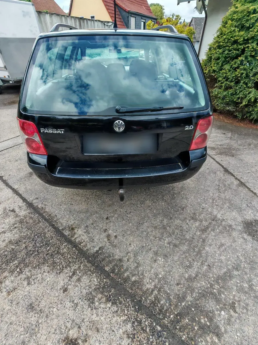 Gebraucht VW Passat 130 PS (95 kW) 2003 Schwarz Kombi
